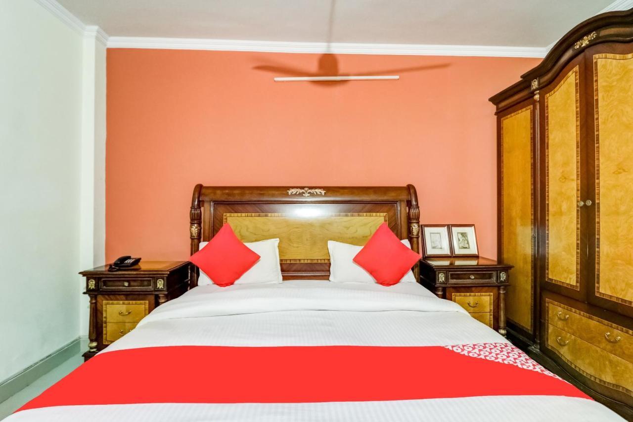 Oyo Hotel R K Residency Gurgaon Exterior foto